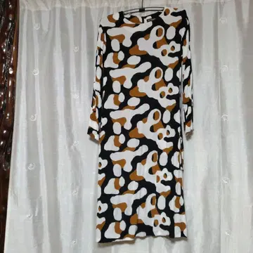 marimekko 긴팔 원피스 추상 무늬