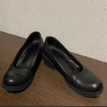 블랙 플레인 펌프스 36 중간 힐