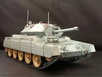1/35 크루세이더 전차 성 그로리아나 여학원