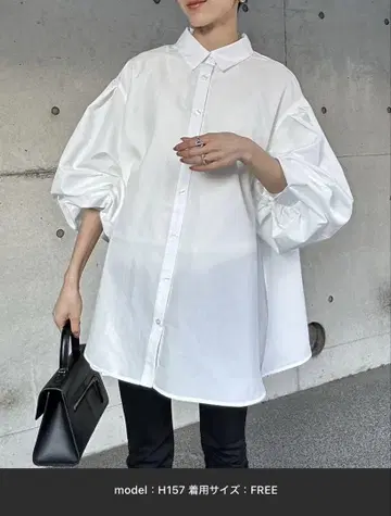 봉쥬르 사간 밑단 플레어 벌룬 슬리브 셔츠 블라우스