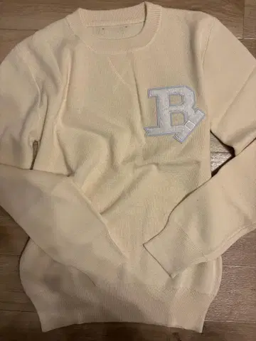 Bibiy. B. CLUB KNIT s 사이즈 화이트