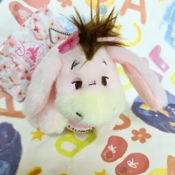 디즈니 이요르 봉제 인형 키체인 사쿠라 SAKURA