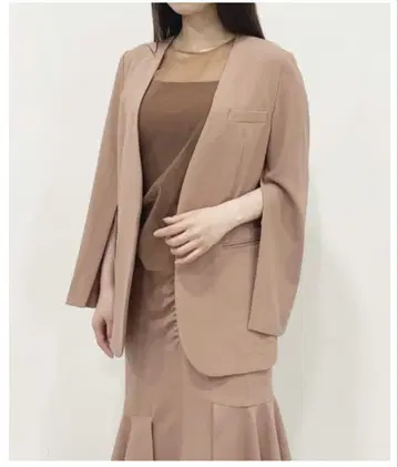 슬릿 슬리브 노카라 자켓