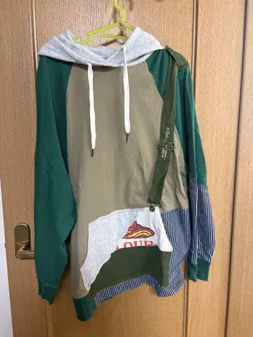 라임잉크 후드티