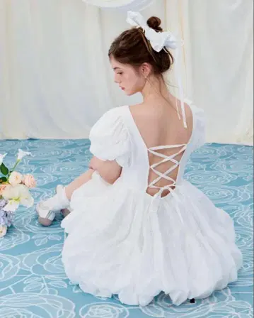 Treat Urself 자카드 원피스 화이트