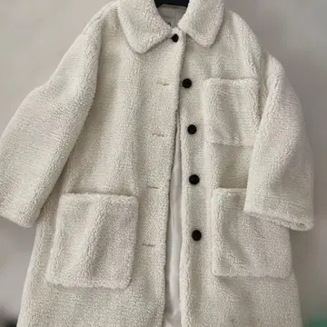 ZARA 아이보리 보아 자켓