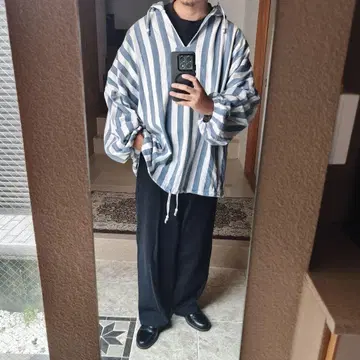 유로 빈티지 스트라이프 스모크 후드티