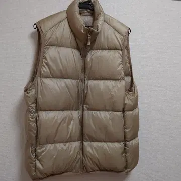 UNIQLO 베이지 다운 베스트