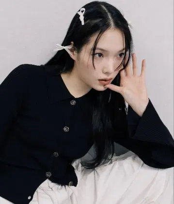 MARY QUANT 마리콴트 플라워 모티브 버튼 폴로 니트 가디건