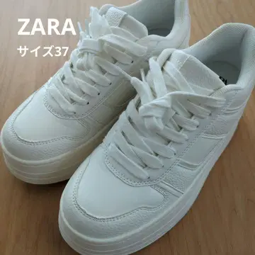 [새상품급] ZARA 화이트 스니커즈 사이즈 37
