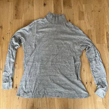 AURALEE SEAMLESS HI NECK L/S TEE