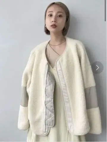 미사용 새상품 SANSeLF 보아 패치워크 블루종 아이보리
