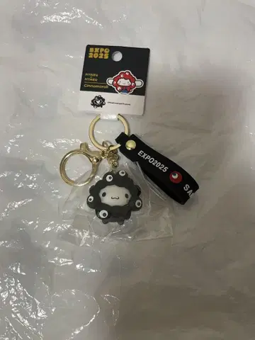 시나몬롤 오사카 만박 산리오 블랙 미야쿠미야쿠 변신 키링