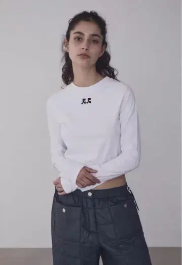 Rest & Recreation 긴팔T셔츠 화이트