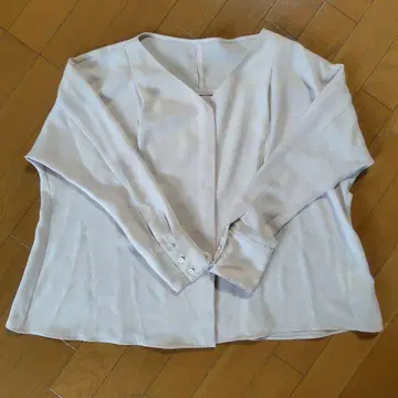 긴팔 블라우스