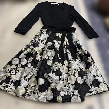DIANE VON FURSTENBERG 레이스 꽃무늬 자수 랩 원피스