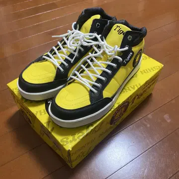 한신 타이거즈 스니커즈