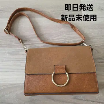 브라운 가죽 숄더백 즉시 배송 미사용 새상품