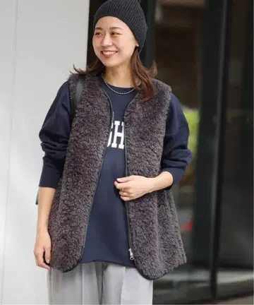 컨디션 최상 저널 스탠다드 리룸 컬리 인조 모피 베스트