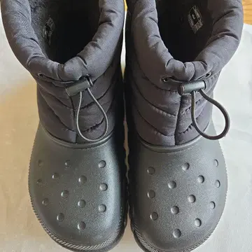 Crocs 20873 M5/W7 인조 모피 부츠