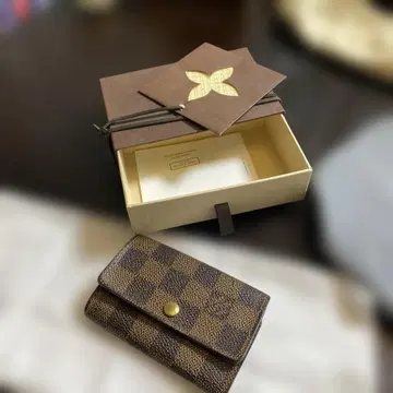 다미에 패턴 가죽 키케이스