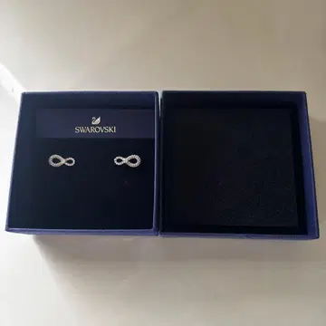 Swarovski 무한대 모티브 귀걸이
