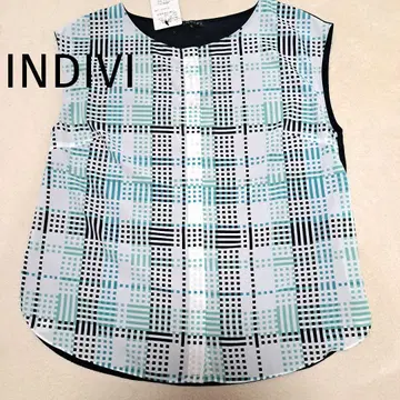 택 포함 새상품 INDIVI 슬리브리스 블라우스 41