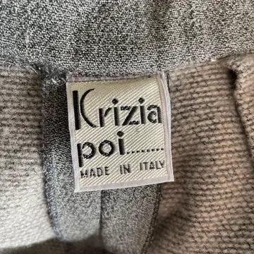 krizia poi 큐롯 그레이 이탈리아 포켓 있음