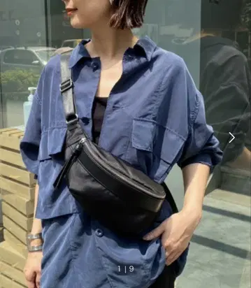 블랙 나일론 웨스트 파우치