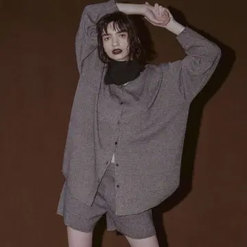 엘르체레 니트 셋업