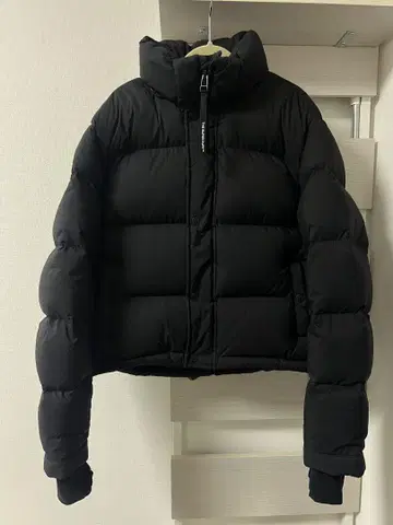 THE SUPER PUFF 블랙 다운 자켓 XS