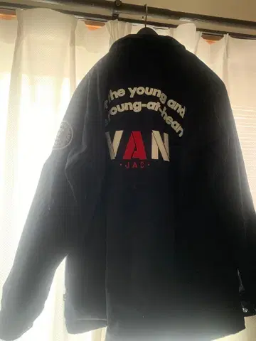 VAN 네이비 자켓 백 프린트