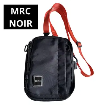 M+RC 블랙 숄더백 오렌지 스트랩 백