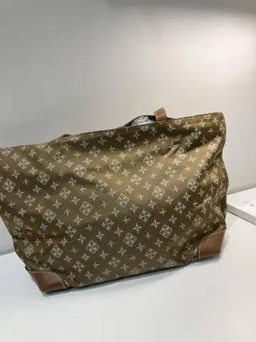 브라운 나일론 러셋 토트백