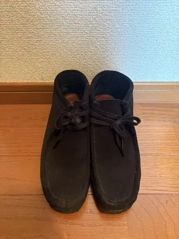 클락스 왈라비 부츠