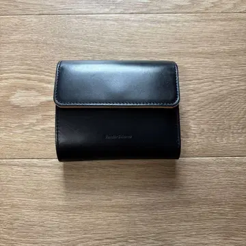 bellows wallet Hender Scheme
