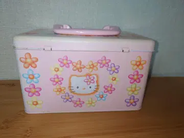 헬로키티 꽃무늬 박스 금속제 백