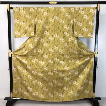 코몬 꽃무늬와 잎사귀 패턴 황토색 KK-2401