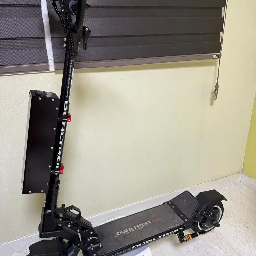 듀얼트론 미니 보밧 튜닝 기체