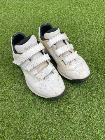 화이트 트레이닝 슈즈 벨크로