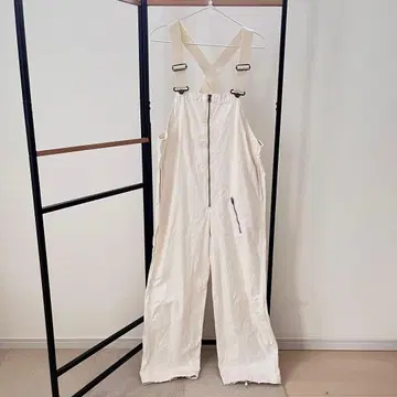 Lee 화이트 살로펫