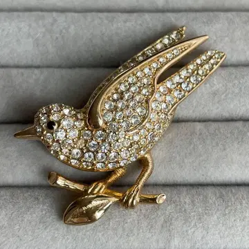 SWAROVSKI 골드 컬러 브로치
