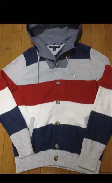 TOMMY HILFIGER