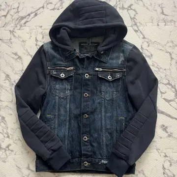 ZARA 후드 부착 탈부착 가능 데님 자켓 S 사이즈 아우터