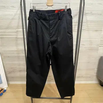 5525gallery 투 턱 블랙 테이퍼드 팬츠 [ size M ]