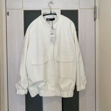 새상품 ZARA 패치 포켓 롱 길이 봄버 자켓