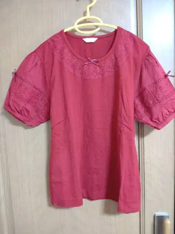 핑크하우스 빨간색 상의