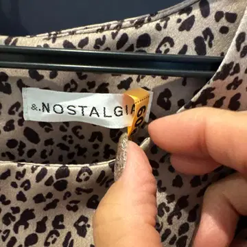 &.NOSTALGIA 레오파드 무늬 원피스