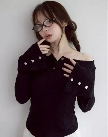 andmary Dorothy heart tops 앤드마리