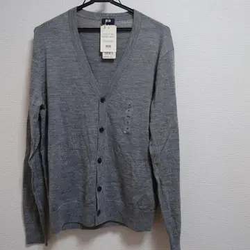 UNIQLO 엑스트라 파인 메리노울 가디건 블랙과 그레이
